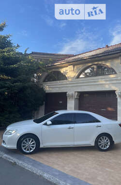 Седан Toyota Camry 2012 в 