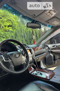 Седан Toyota Camry 2012 в 