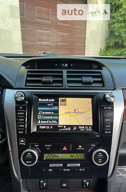 Седан Toyota Camry 2012 в 