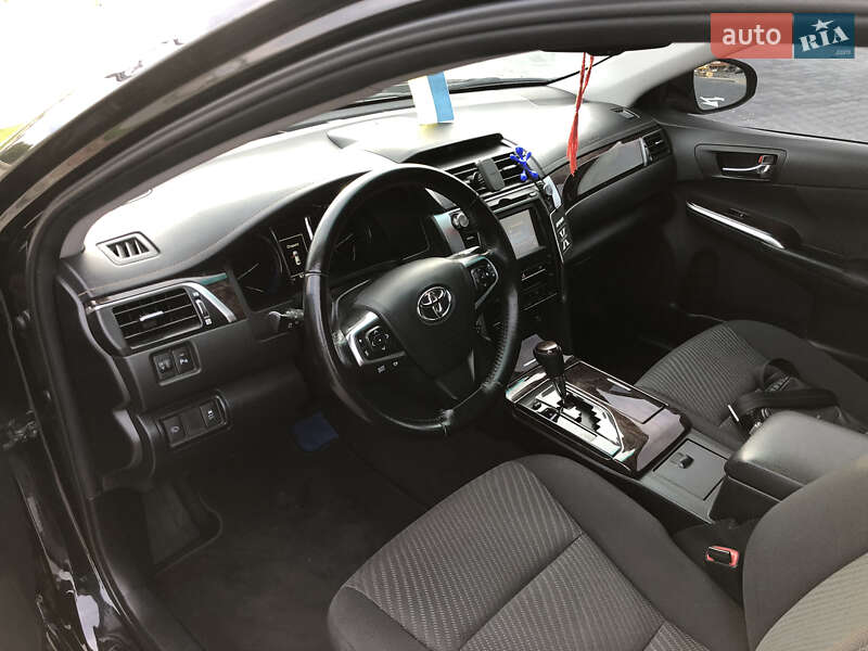 Седан Toyota Camry 2014 в Житомирі
