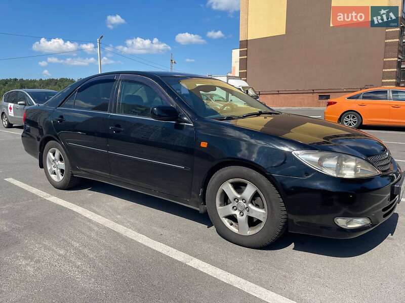 Седан Toyota Camry 2003 в Чернігові