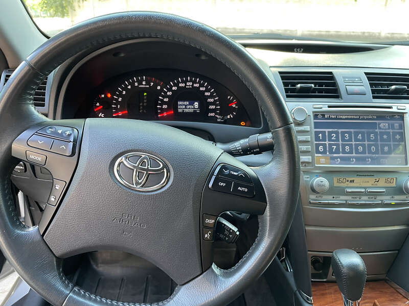 Седан Toyota Camry 2008 в Буче