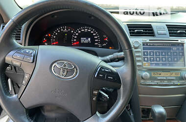 Седан Toyota Camry 2008 в Киеве