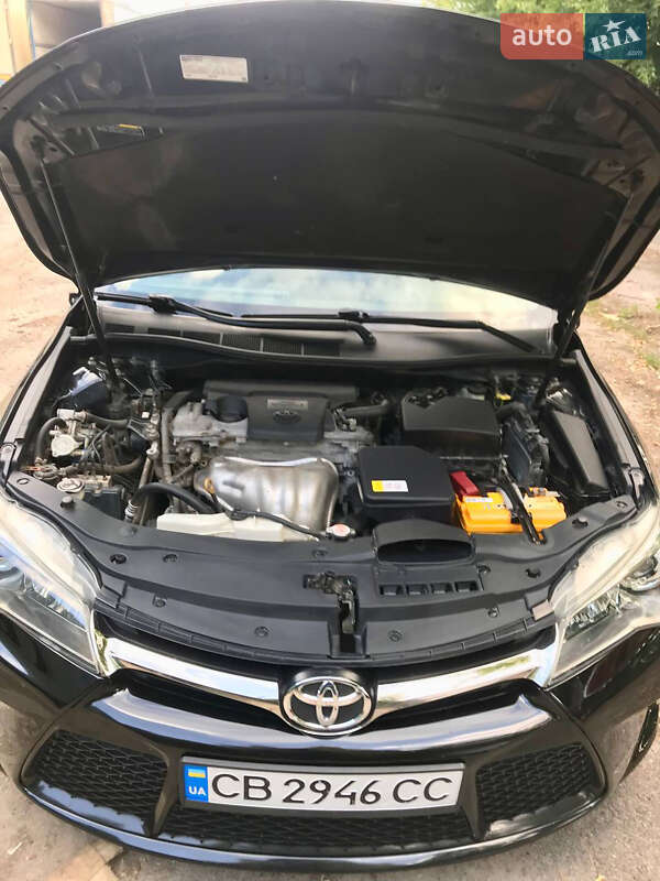 Седан Toyota Camry 2016 в Чернигове