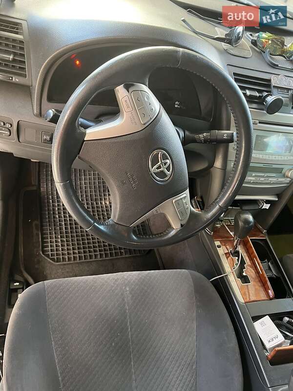 Седан Toyota Camry 2008 в Черкасах