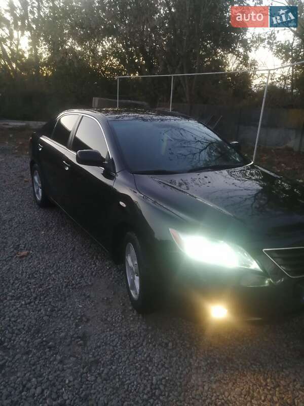 Седан Toyota Camry 2007 в Києві