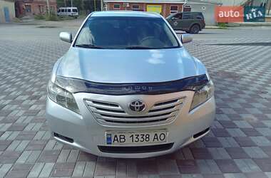 Седан Toyota Camry 2008 в Виннице