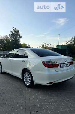 Седан Toyota Camry 2014 в Ивано-Франковске