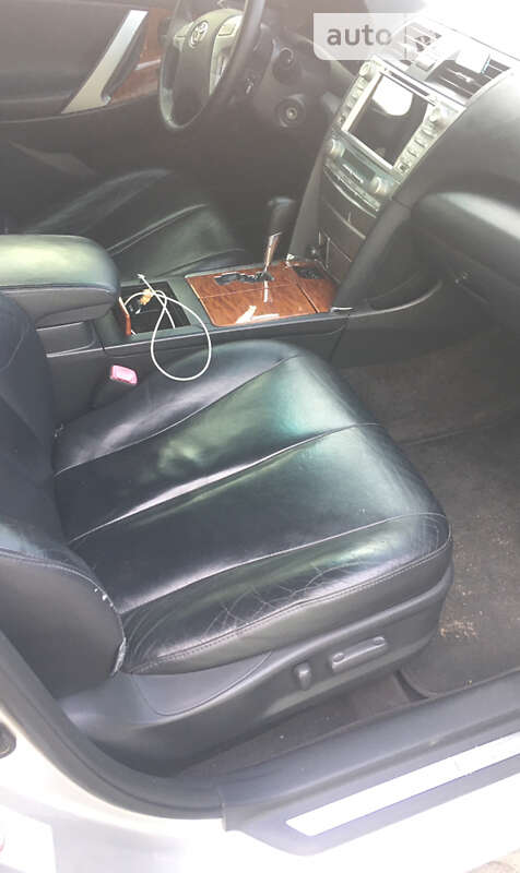 Седан Toyota Camry 2007 в Золочеві