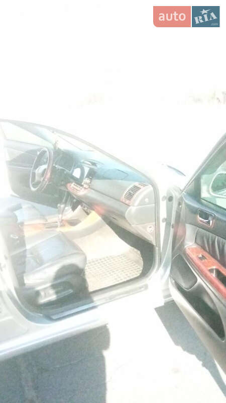 Седан Toyota Camry 2003 в Звенигородке