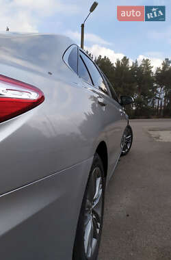 Седан Toyota Camry 2015 в Харкові