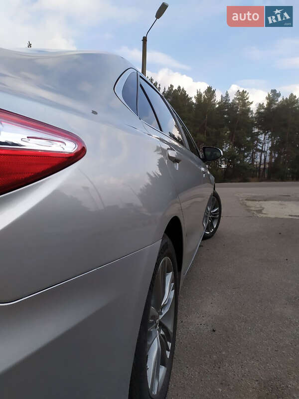 Седан Toyota Camry 2015 в Харкові