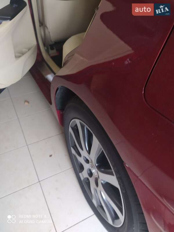 Седан Toyota Camry 2017 в Днепре