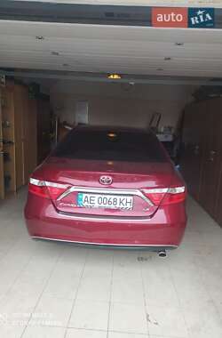 Седан Toyota Camry 2017 в Днепре