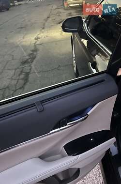 Седан Toyota Camry 2019 в 