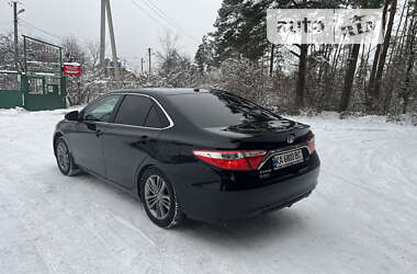 Седан Toyota Camry 2017 в Львові