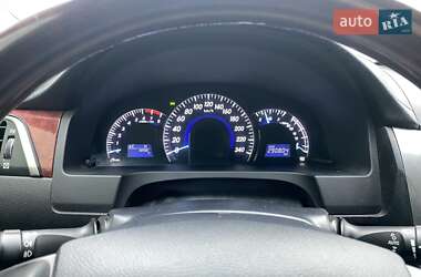 Седан Toyota Camry 2011 в Києві