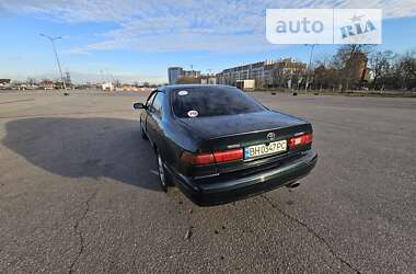 Седан Toyota Camry 1999 в Одессе