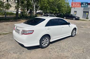 Седан Toyota Camry 2009 в 