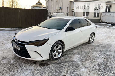 Седан Toyota Camry 2014 в Києві