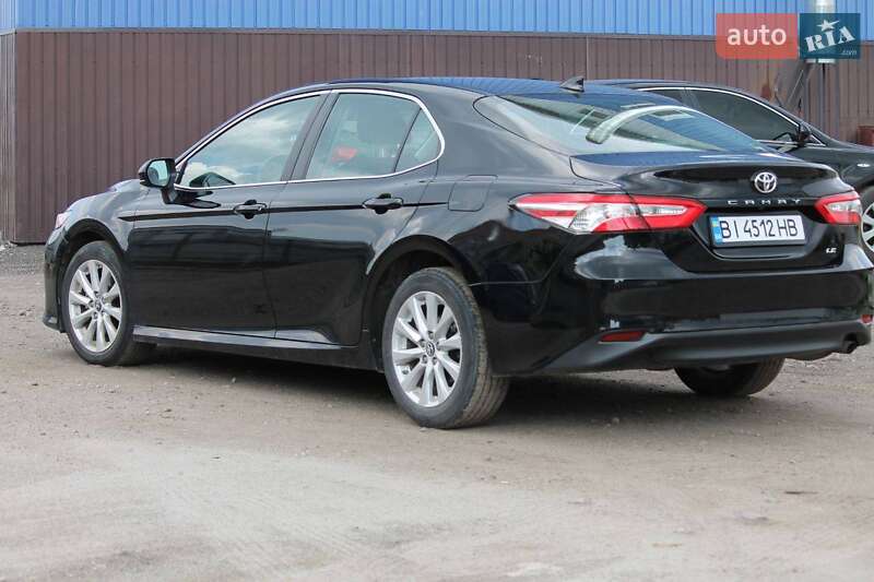 Седан Toyota Camry 2019 в Кременчуці