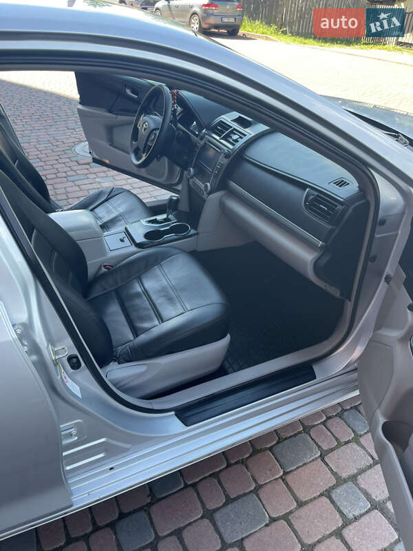Седан Toyota Camry 2014 в Івано-Франківську фото 10 Седан Toyota Camry 2014 в Івано-Франківську