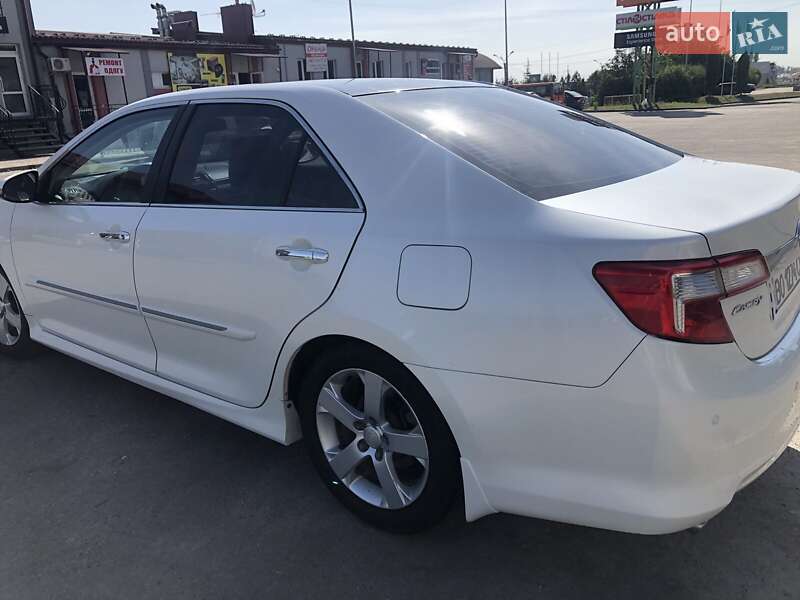 Седан Toyota Camry 2012 в Тернополе фото 11 Седан Toyota Camry 2012 в Тернополе