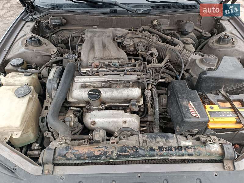 Седан Toyota Camry 1994 в Доманевке