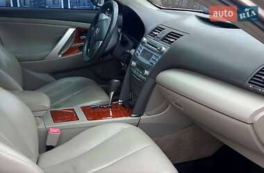 Седан Toyota Camry 2008 в Киеве