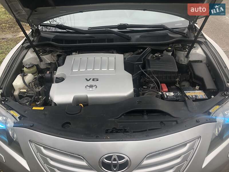 Седан Toyota Camry 2007 в Глобиному