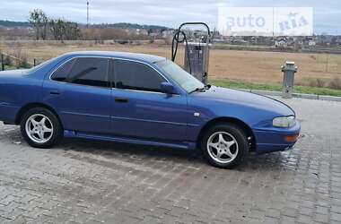 Седан Toyota Camry 1994 в Шумске