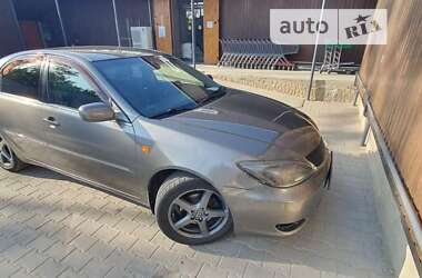 Седан Toyota Camry 2004 в Тарутиному