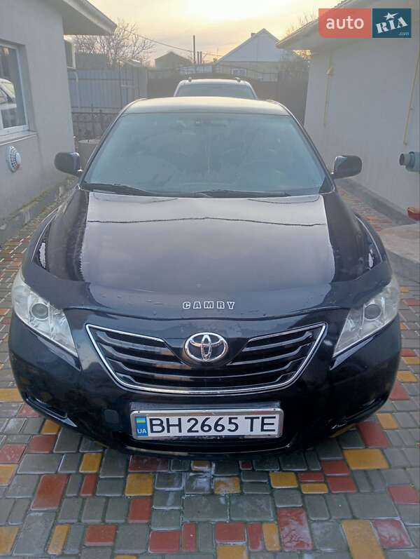 Седан Toyota Camry 2008 в Николаеве