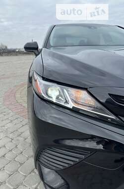 Седан Toyota Camry 2020 в Харькове