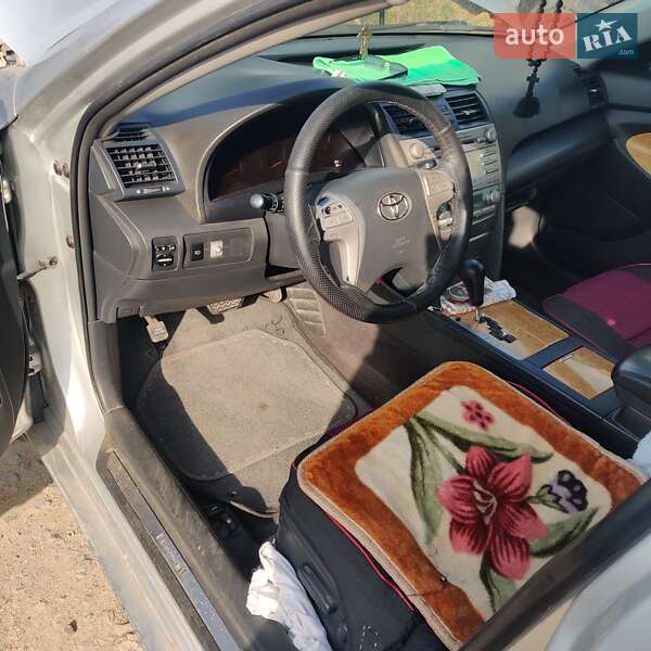 Седан Toyota Camry 2006 в Черноморске