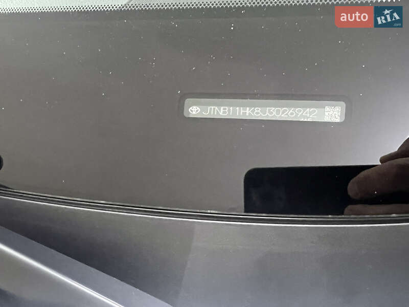 Седан Toyota Camry 2017 в Хмельницькому