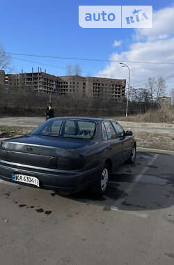 Седан Toyota Camry 1996 в Одесі