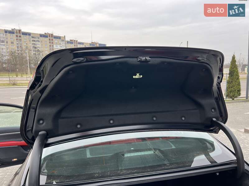 Седан Toyota Camry 2020 в Львове