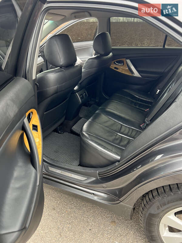 Седан Toyota Camry 2006 в Харькове