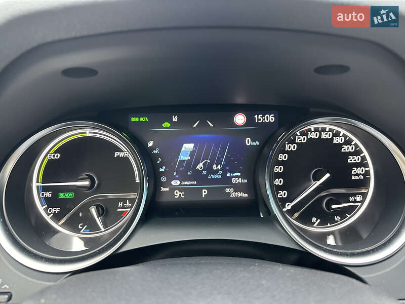 Седан Toyota Camry 2022 в Києві