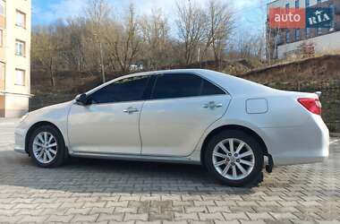 Седан Toyota Camry 2011 в 