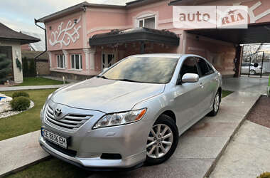 Седан Toyota Camry 2006 в Черновцах