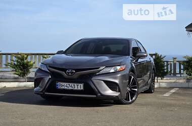 Седан Toyota Camry 2019 в Одесі