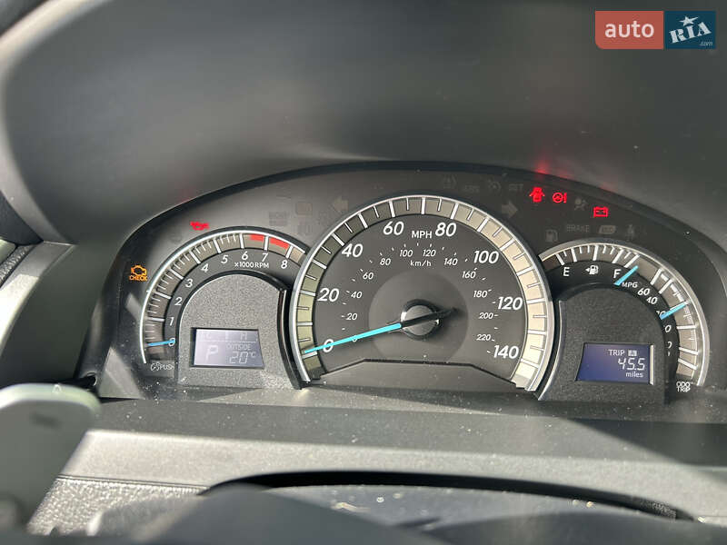 Седан Toyota Camry 2012 в Луцьку