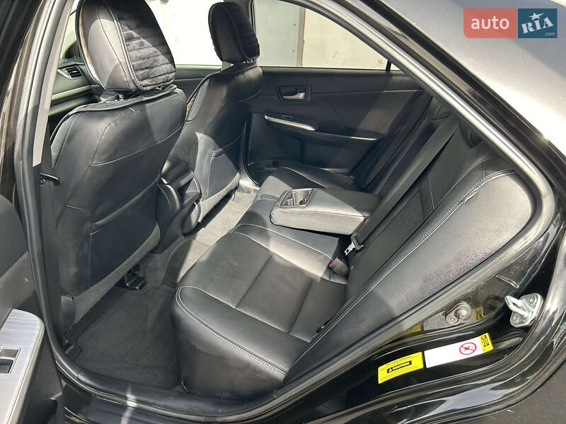 Седан Toyota Camry 2012 в Луцьку