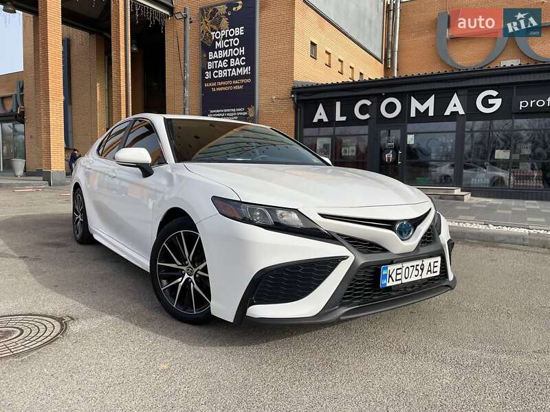 Toyota Camry 2022