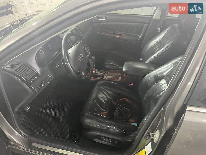 Седан Toyota Camry 2001 в Києві