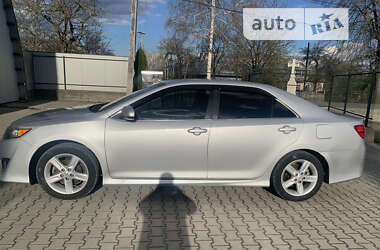 Седан Toyota Camry 2013 в Коломые