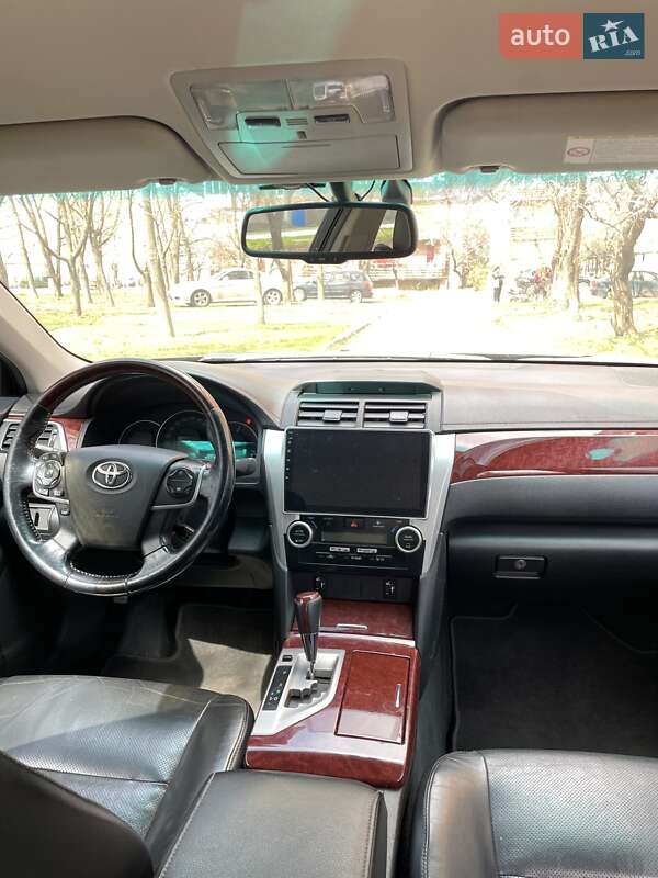 Седан Toyota Camry 2011 в Харкові