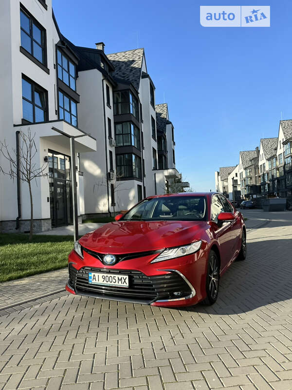 Седан Toyota Camry 2021 в Києві